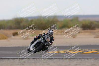 media/Sep-11-2022-SoCal Trackdays (Sun) [[81b7e951af]]/Turn 7 (1145am)/